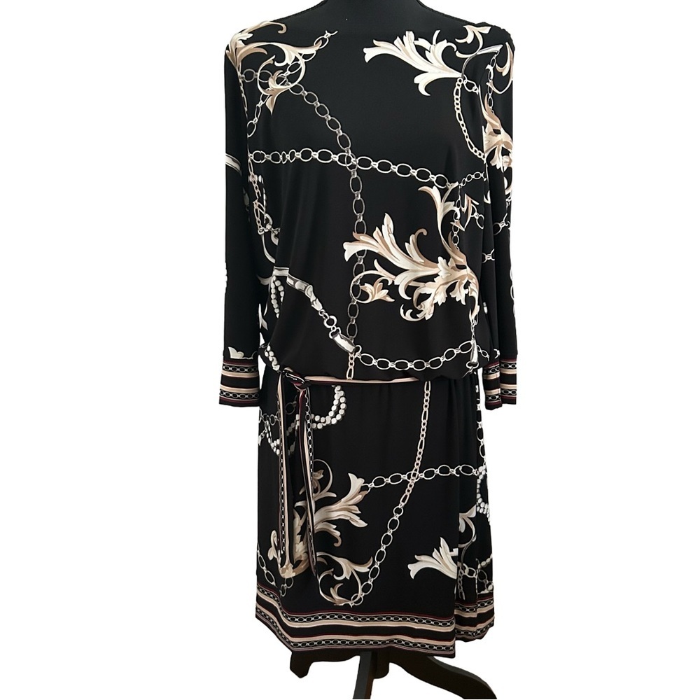 White House Black Market Chain & Floral Print Pull on Dress. Size 10